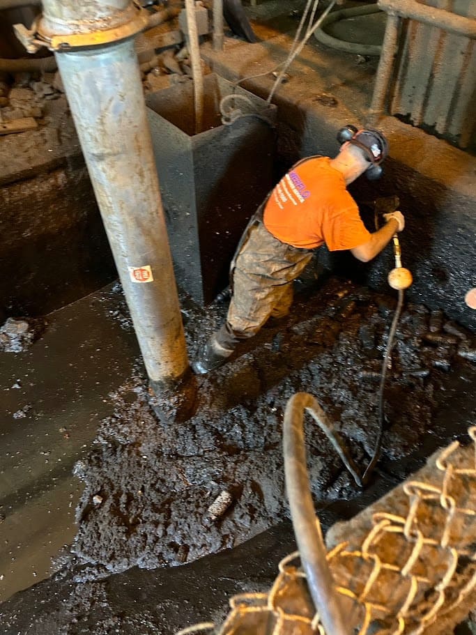 Sewer Issue 4